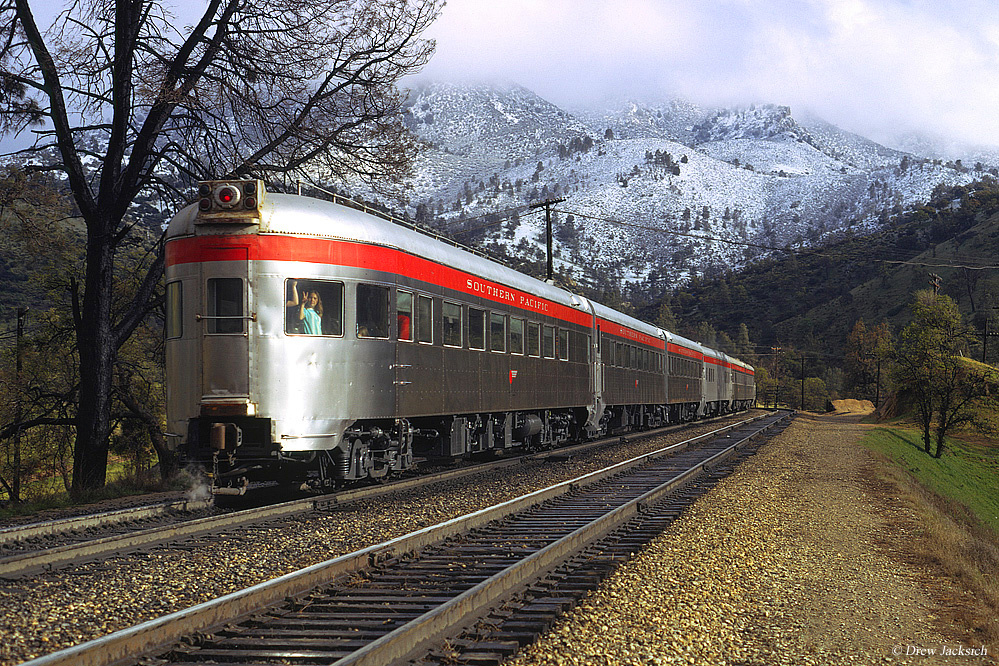 Streamliners The Classic Passenger Train