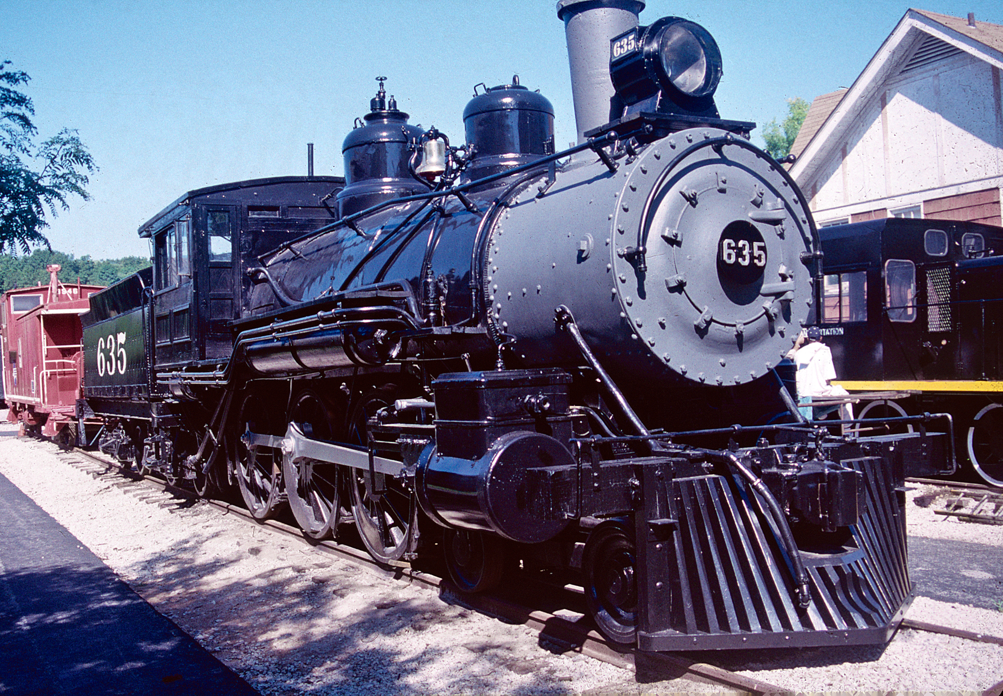 Blog: 10 Famous Railroad Tycoons