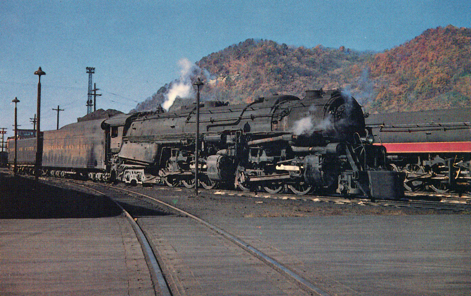 The first steam train travelled from фото 61