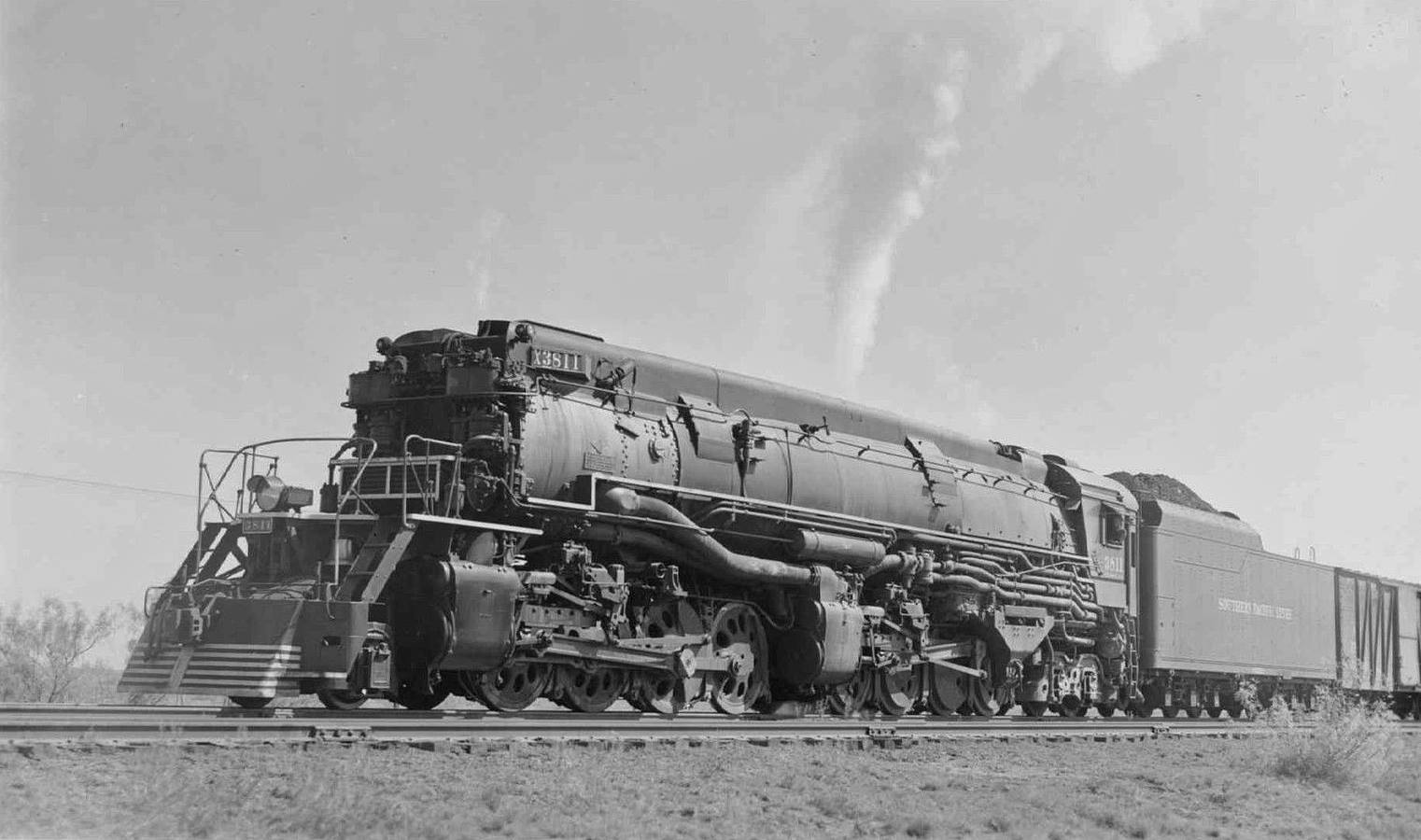 yellowstone-steam-locomotive