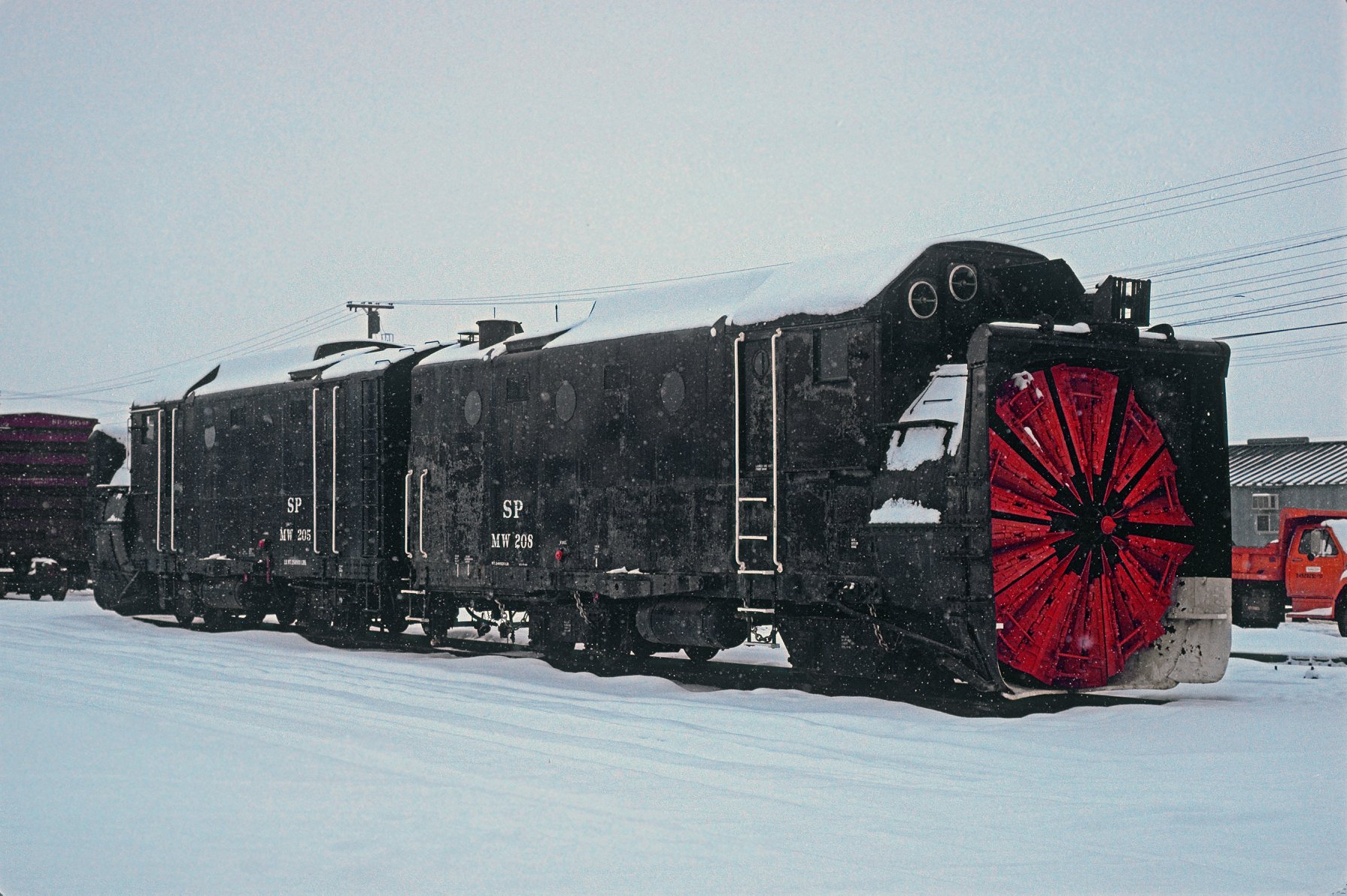 Snow Plows Train 4676