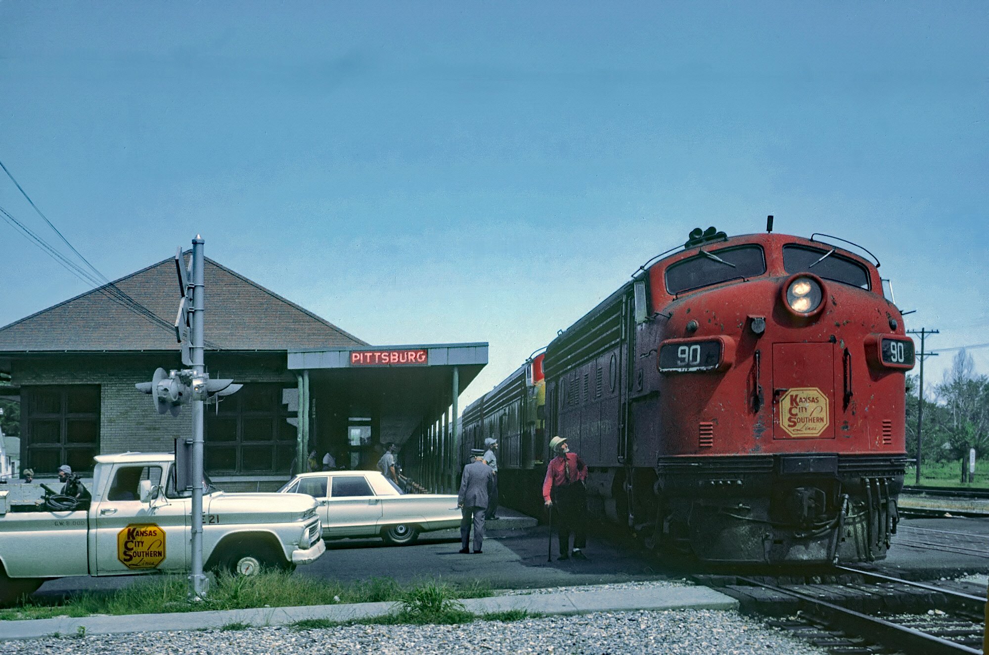 Kansas City Southern Railway: Map, Logo, History, Timetables